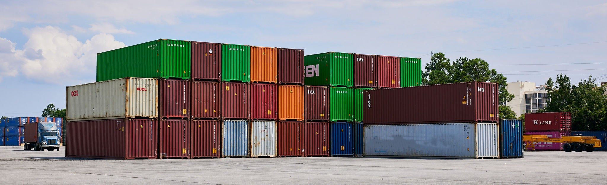 Intermodal Maintance and Repair_HERO Intermodal containers at seven mile yard maintenance and repair